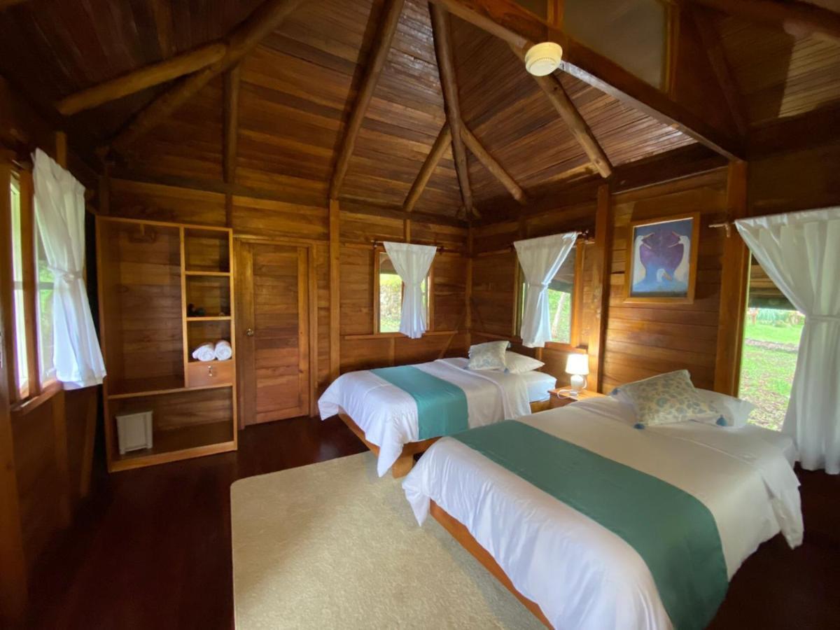 Galapagos Cabanas Eden Bellavista  Exterior foto
