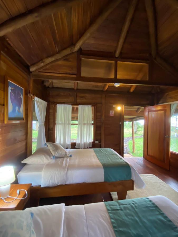 Galapagos Cabanas Eden Bellavista  Exterior foto