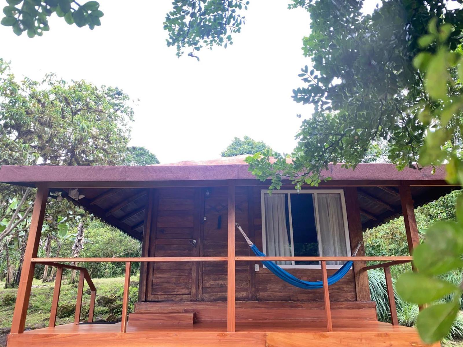 Galapagos Cabanas Eden Bellavista  Exterior foto