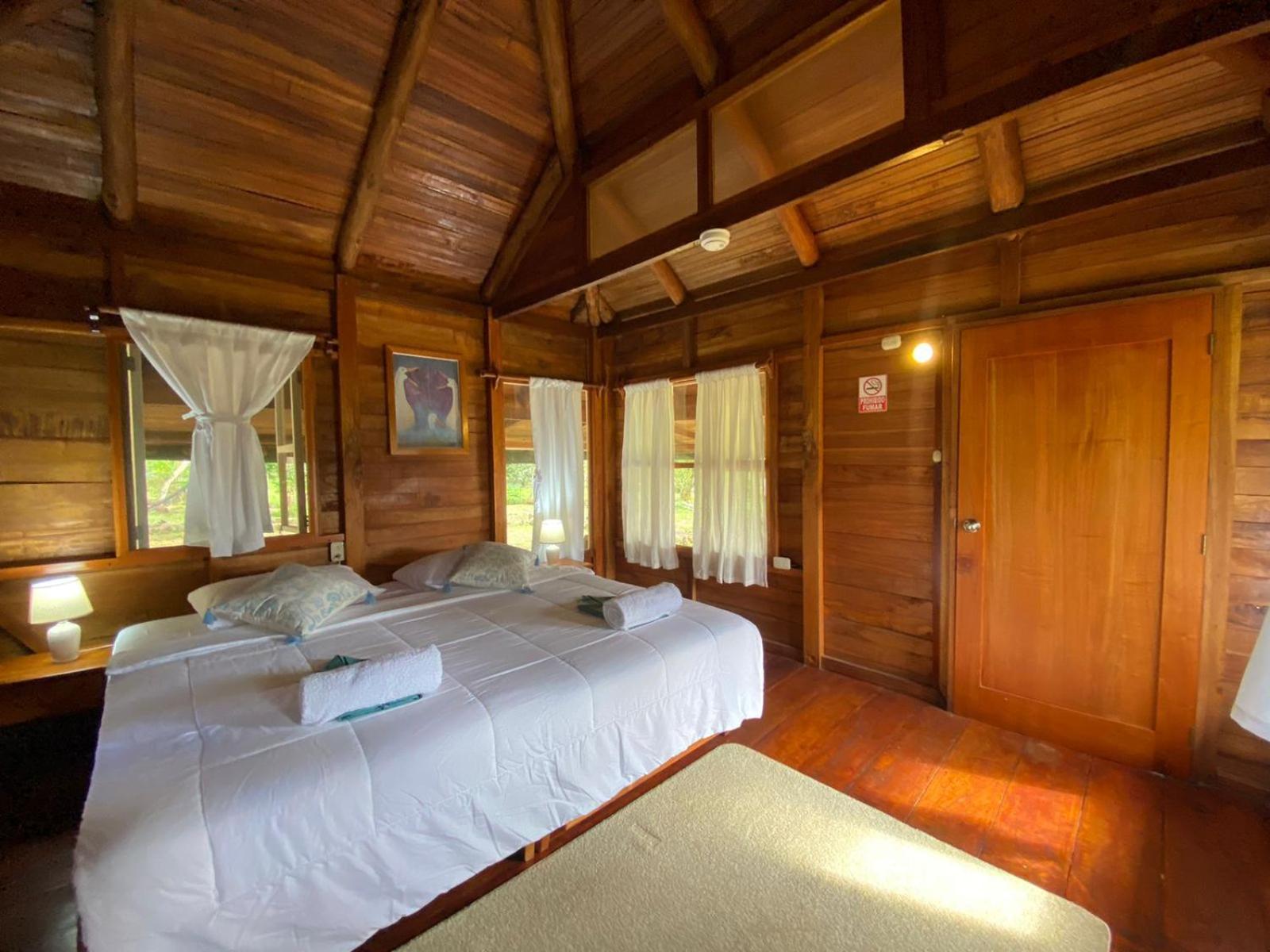 Galapagos Cabanas Eden Bellavista  Exterior foto